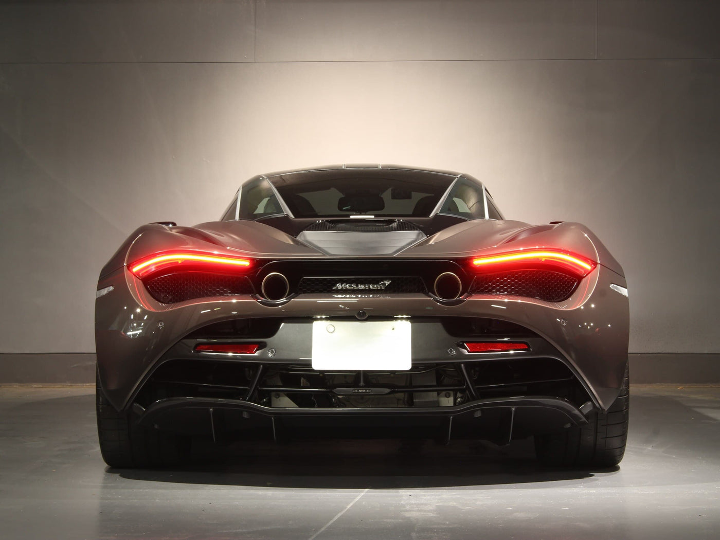 McLaren 720S Luxury